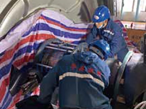 缸内发电机轴颈现场加...