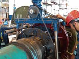 发电机现场加工中