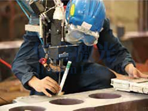 缸体激光熔覆中3